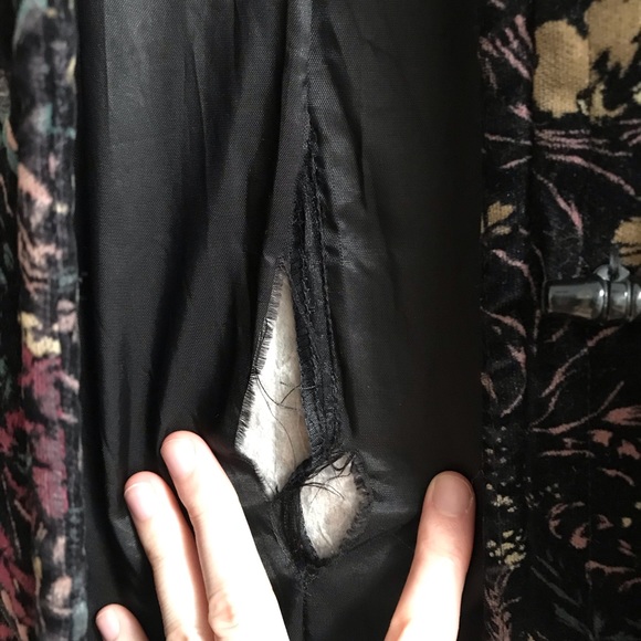 Vintage Floral Velvet Jacket - Picture 10 of 11